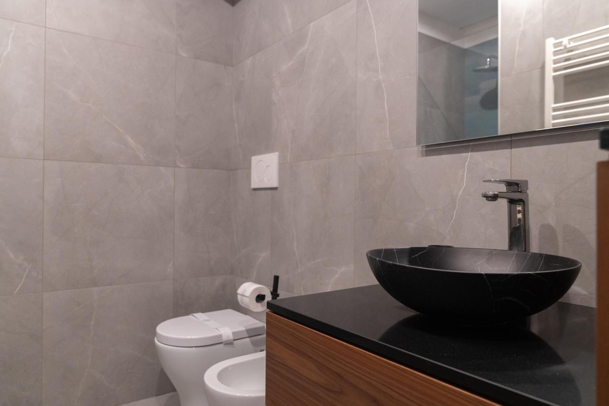 Suite Casa Degli Specchi, Appartamento Di Lusso In Galleria Buenos Aires ميلان المظهر الخارجي الصورة